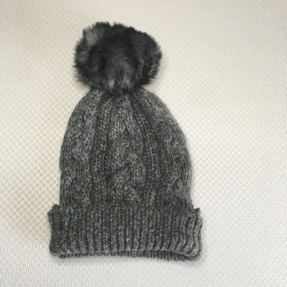 Abercrombie & Fitch Chunky Knit Beanie w/Faux Fur Pom! - Picture 1 of 6